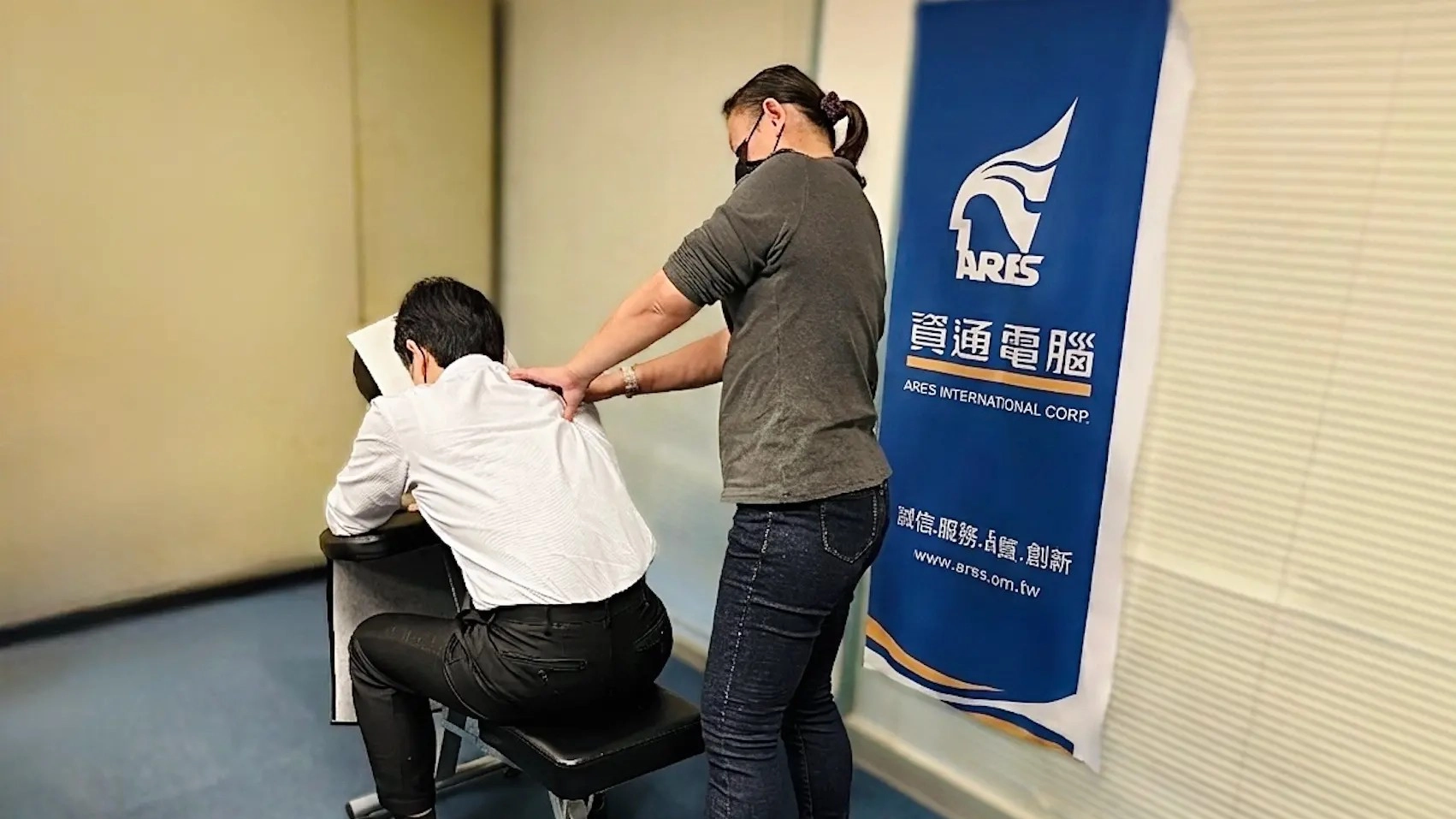 資通電腦落實 ESG，進用視障按摩服務，打造幸福職場與社會共融